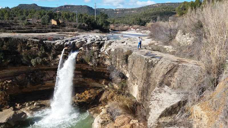 Fotografia tomada fuera de Eulogio Oliver Seco - Panadería en Calaceite, Teruel