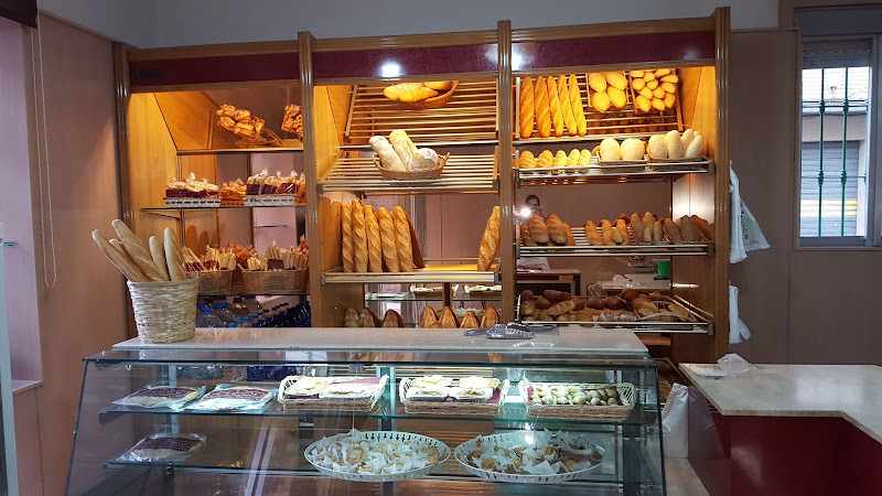 Fotografia tomada fuera de Mendizábal 11. Horno Nuevo - Panadería en Burjassot, Valencia