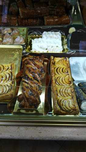 Fotografia tomada fuera de Forn Pastiseria Rafa - Forn de pa en Valencia, Valencia