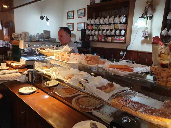 Fotografia tomada fuera de Cafè i Diari - Cafeteria en L'Hospitalet de l'Infant, Tarragona