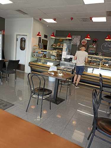 Fotografia tomada fuera de La Deliciosa - cafeterías en Marratxí, Baleares