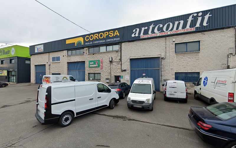 Fotografia tomada fuera de Artconfit S.A - Mayorista de confitería en Viella, Asturias
