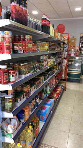 Fotografia tomada fuera de JR SHOP PANADERÍA Y ALIMENTACIÓN - Panadería en Parador, Almería
