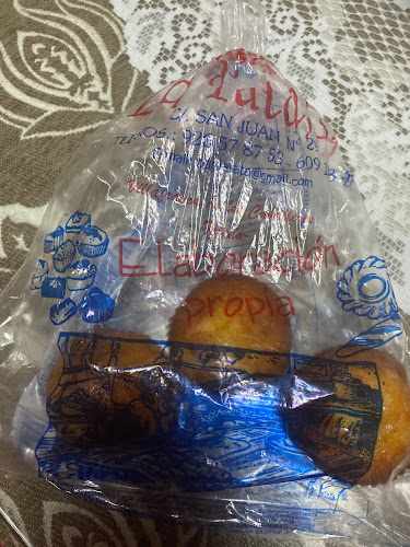 Fotografia tomada fuera de Panadería La Tata - Panadería en Villafranca de los Caballeros, Toledo