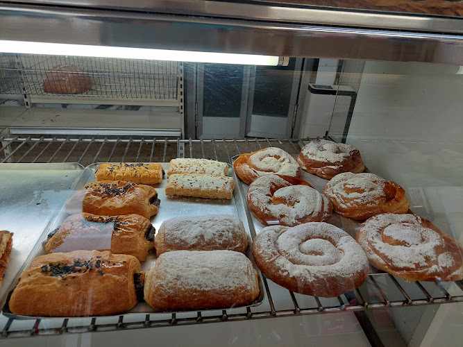 Fotografia tomada fuera de Forn de Pa El Llevat - Forn de pa en Anglès, Girona