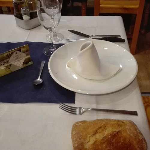 Fotografia tomada fuera de Restaurante Bodegón - restaurantes en San Bartolomé de las Abiertas, Toledo