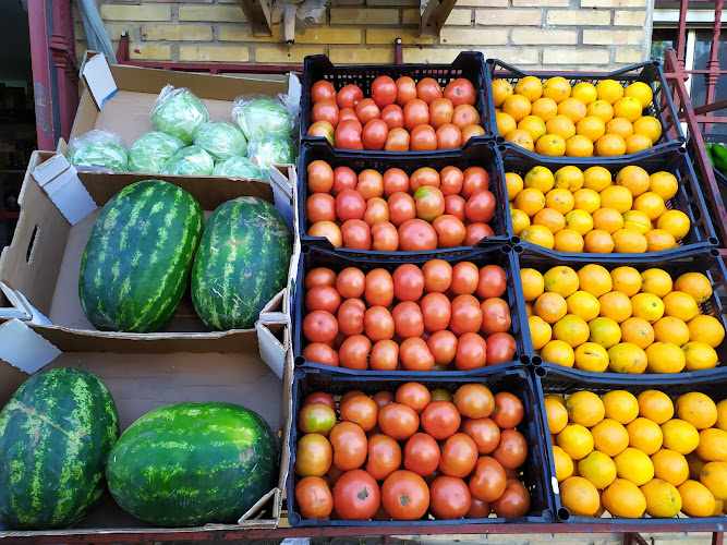 Fotografia tomada fuera de Frutas Naranjo - Panadería en Mairena del Aljarafe, Sevilla