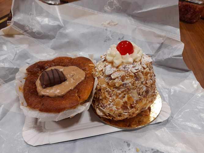 Fotografia tomada fuera de Confitería Gil S. L. - Pastelería en Villares de la Reina, Salamanca