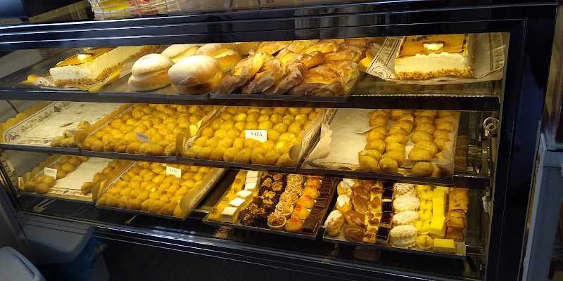 Fotografia tomada fuera de Pastelería Dondecon - Panadería en Fuentesaúco, Zamora