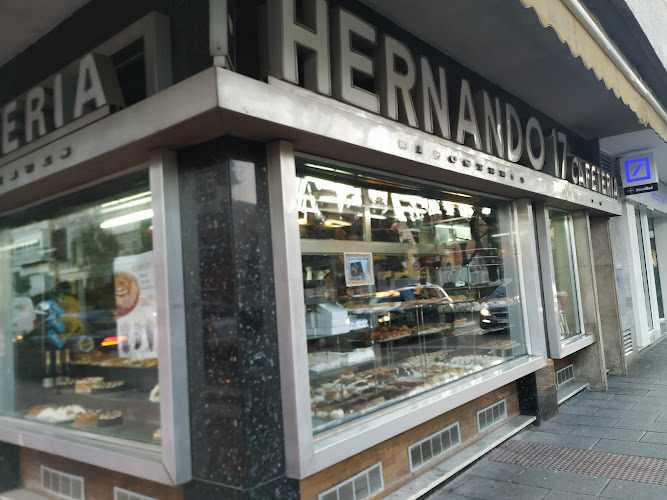 Fotografia tomada fuera de CONFITERÍA HERNANDO 17 - Pastelería en Guadalajara, Guadalajara