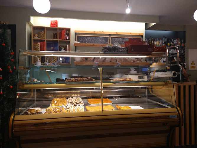 Fotografia tomada fuera de Pastelería Panadería Manso - Bakery en Melide, A Coruña