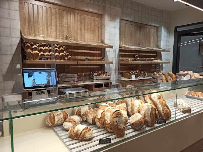 Fotografia tomada fuera de D'Muíño Obrador de pan - Panadería en Ribeira, A Coruña