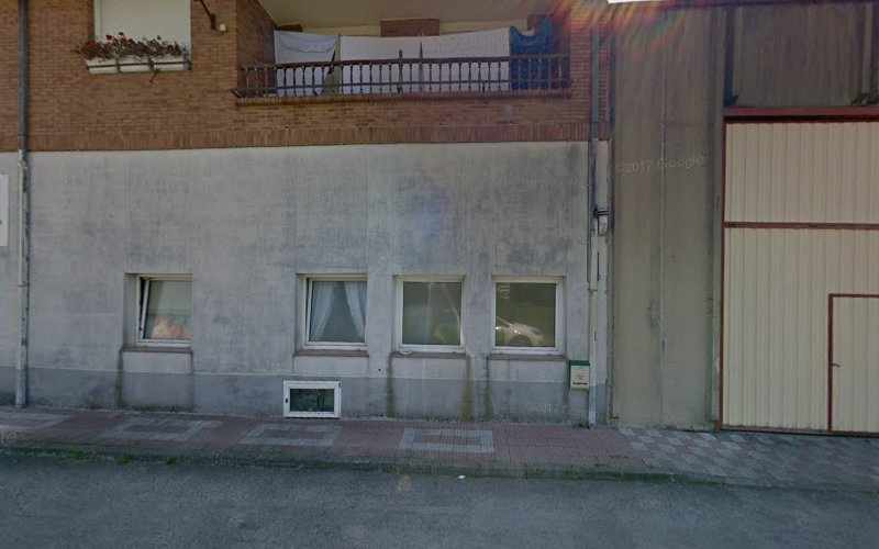 Fotografia tomada fuera de Bollería López Ortiz - Panadería en Renedo de Piélagos, Cantabria