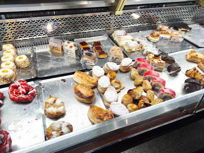 Fotografia tomada fuera de Confitería Ochoa - Pastelería en Sevilla, Sevilla