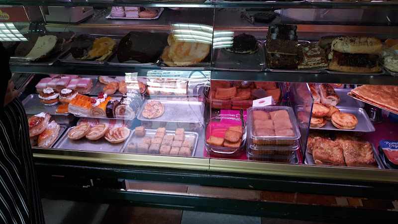 Fotografia tomada fuera de Pastelería Asunción - Pastelería en Sevilla, Sevilla