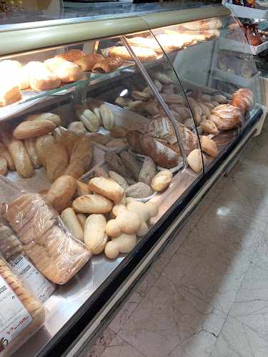 Fotografia tomada fuera de Portillo - Panadería en Sevilla, Sevilla