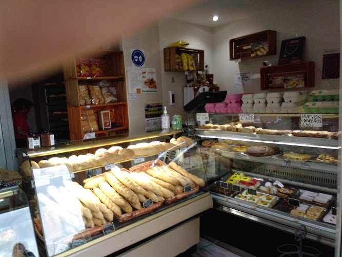 Fotografia tomada fuera de Panaderia el pequeño capricho - Panadería en Santander, Cantabria