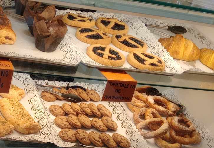 NILDA BAKERY & CAFE - Panadería en Cangas de Onís, Asturias
