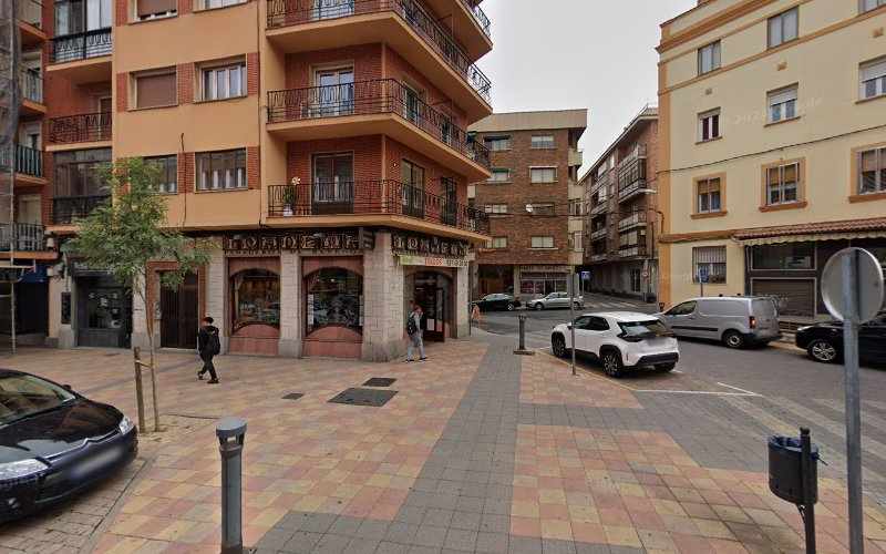 Fotografia tomada fuera de Nevado Fonzalez César - Panadería en Segovia, Segovia