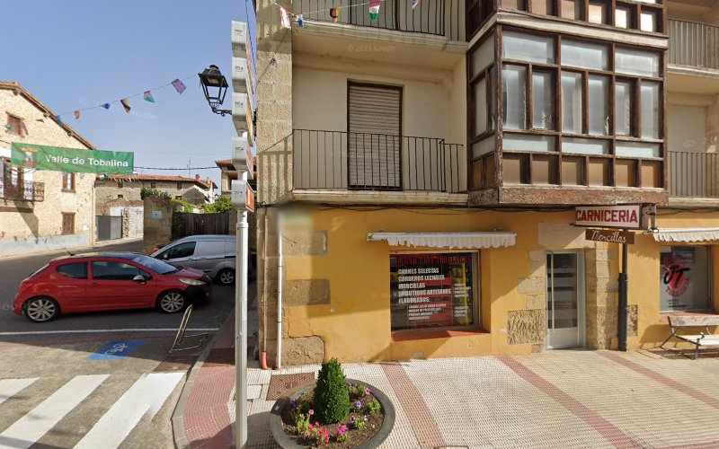 Fotografia tomada fuera de Horno El Fondón de Tobalina - Panadería en Quintana Martín Galíndez, Burgos