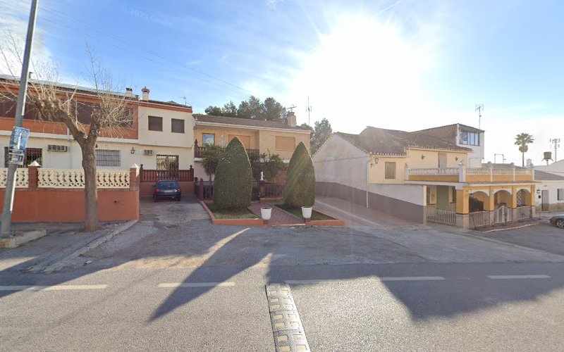 Fotografia tomada fuera de Panaderia Chacras De Coria - Panadería en Padul, Granada