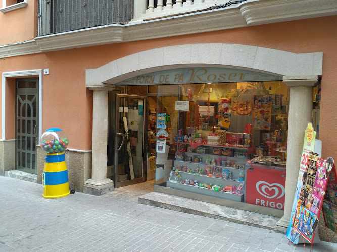 Fotografia tomada fuera de Forn de Pa Roser - Panadería en L'Arboç, Tarragona