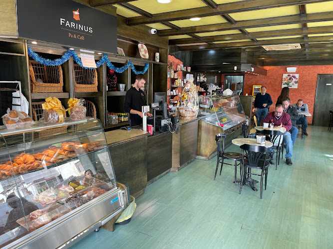 Fotografia tomada fuera de Farinus Creixell - Panadería en Creixell, Tarragona