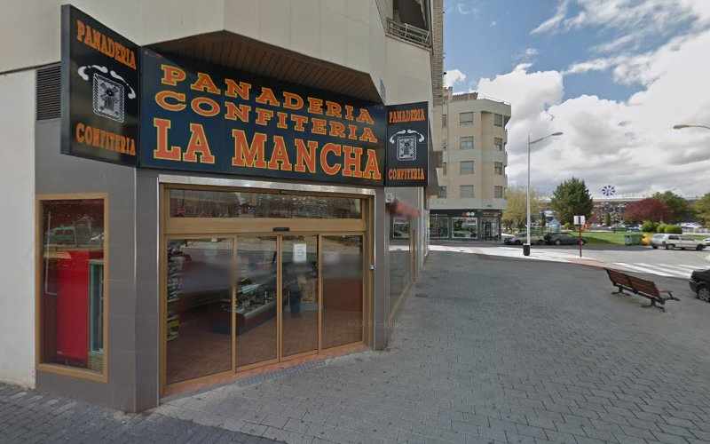 Fotografia tomada fuera de Panadería La Mancha Sl - Panadería en Albacete, Albacete