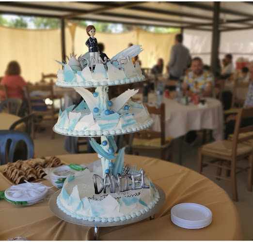 Fotografia tomada fuera de Panadería La Ermita - Panadería en Balazote, Albacete