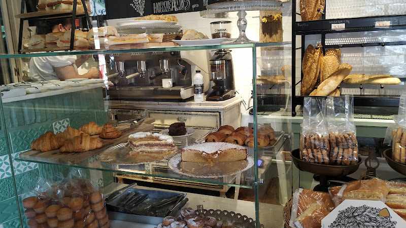 Fotografia tomada fuera de Panansa - Bakery en Puentenansa, Cantabria