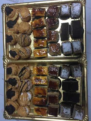 Fotografia tomada fuera de Panaderia Mengual - Forn de pa en L'Olleria, Valencia