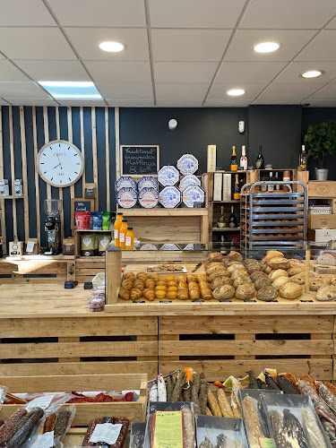 Fotografia tomada fuera de L'Epicerie Bakery & Specialty Coffee - Panadería en Alcúdia, Baleares