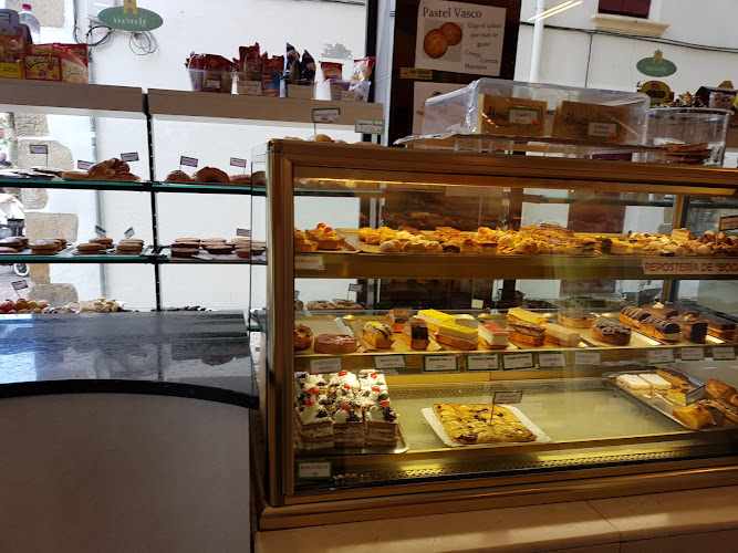 Fotografia tomada fuera de Hawaii - Pastelería en Hondarribia, Guipúzcoa