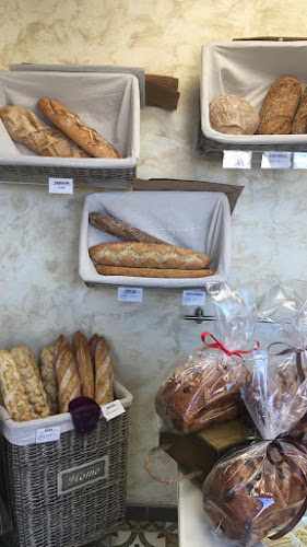 Fotografia tomada fuera de Pastelería Delicakes - Pastelería en Valdemoro, Madrid