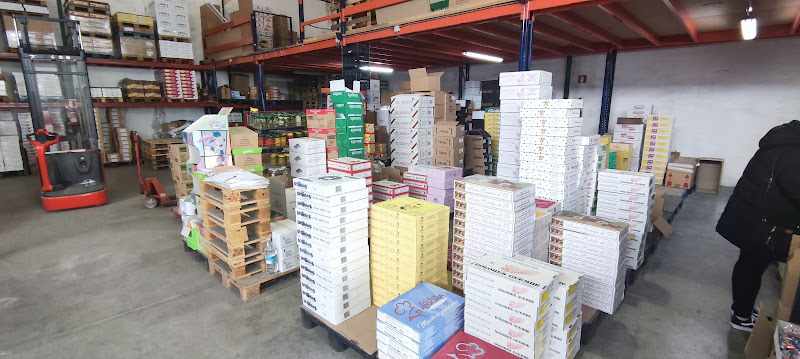Fotografia tomada fuera de Distribuciones Jakionak - Repostería industrial - Almacén en Noáin, Navarra