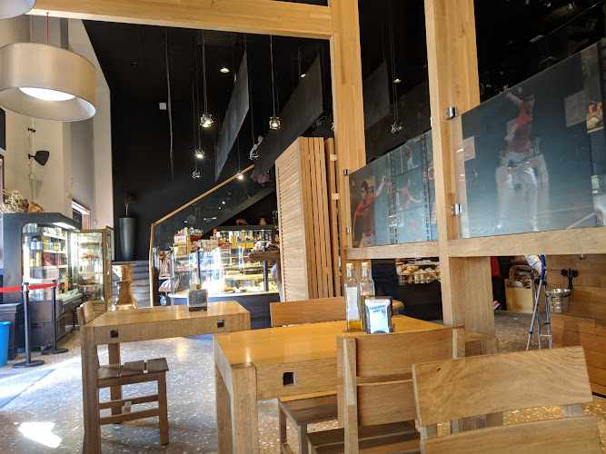 Fotografia tomada fuera de Ogi Berri Okindegia Gourmet - Panadería en Alegia, Guipúzcoa