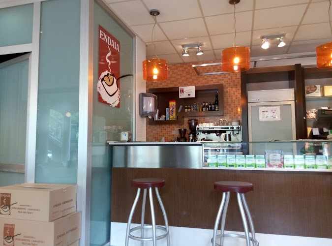 Fotografia tomada fuera de Endaia Okindegia eta Kafetegia - Bakery en Urretxu, Guipúzcoa