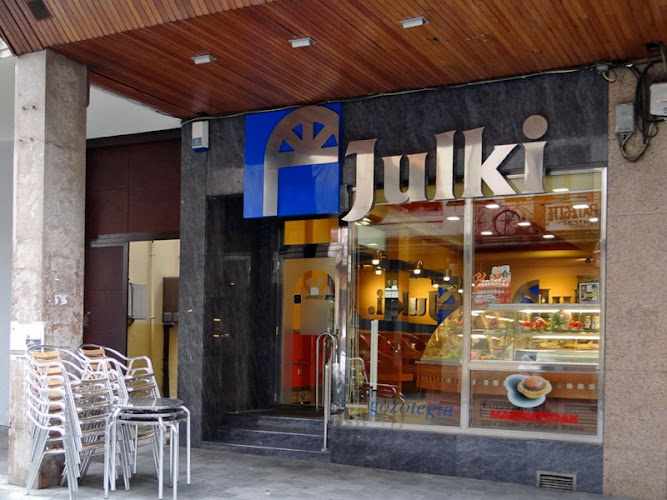 Fotografia tomada fuera de Pastelería Julki - Pastelería en Beasain, Guipúzcoa