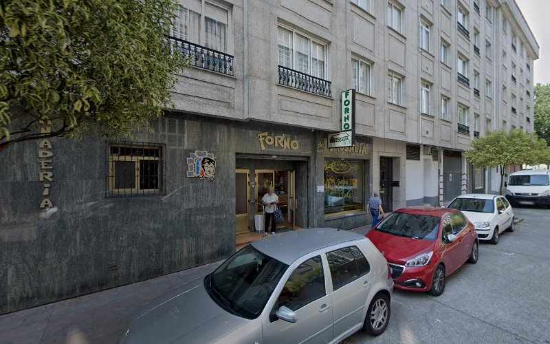Fotografia tomada fuera de Forno de Rosalia - Panadería en Ferrol, A Coruña