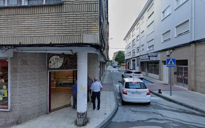 Fotografia tomada fuera de Forno A Solana - Panadería en Narón, A Coruña