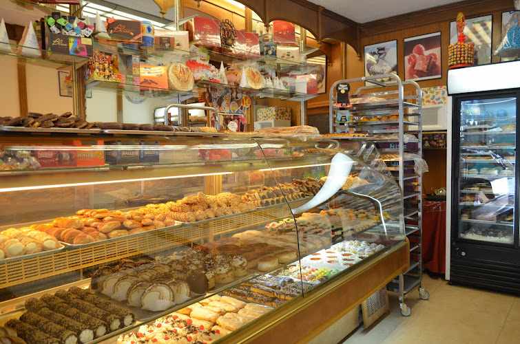 Fotografia tomada fuera de Teresiana - Pastelería en Alba de Tormes, Salamanca