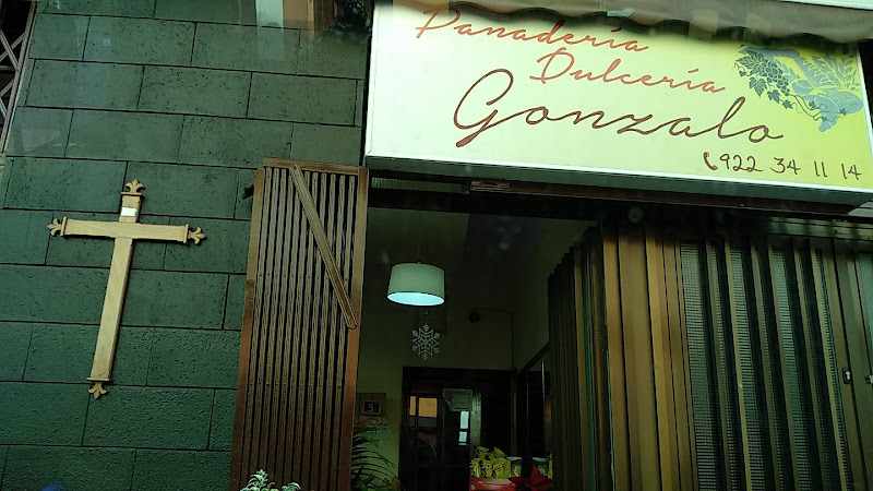 Fotografia tomada fuera de Panadería Dulcería Gonzalo - Panadería en Los Realejos, Santa Cruz de Tenerife
