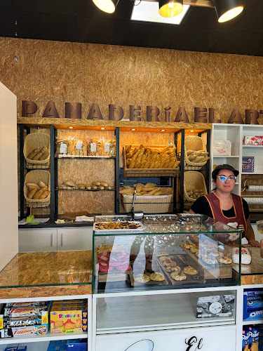 Fotografia tomada fuera de Panadería Artesano - Panadería en Rosas (Las), Santa Cruz de Tenerife