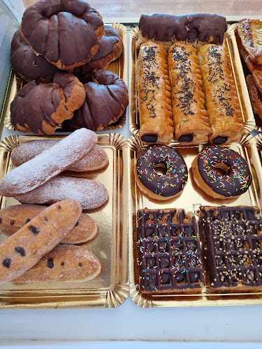 Fotografia tomada fuera de Que dulce tentación!!! - Pastelería en La Gangosa, Almería