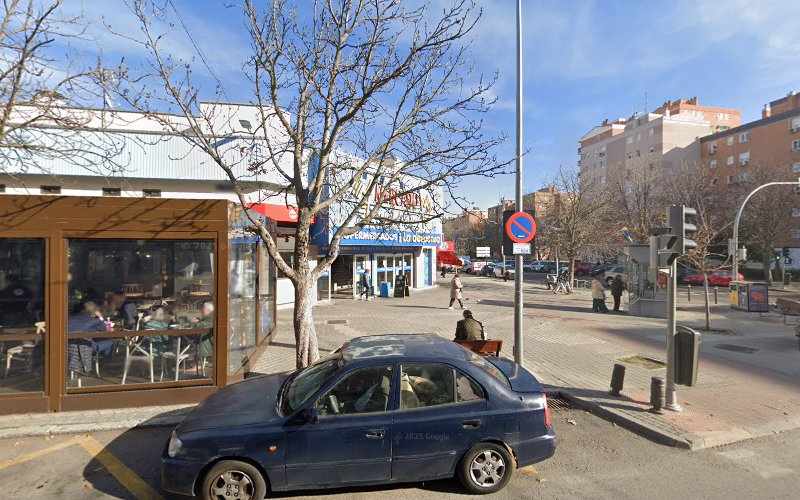 Fotografia tomada fuera de Dori - Pastelería en Madrid, Madrid