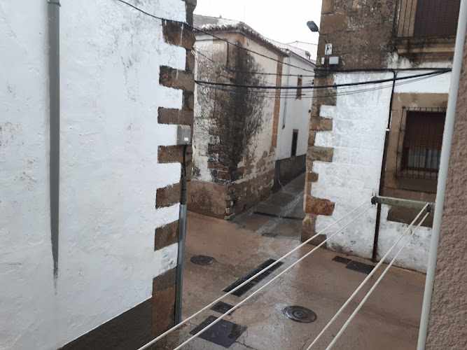 Fotografia tomada fuera de Panadería Luis Cabeza Duarte - Panadería en Brozas, Cáceres