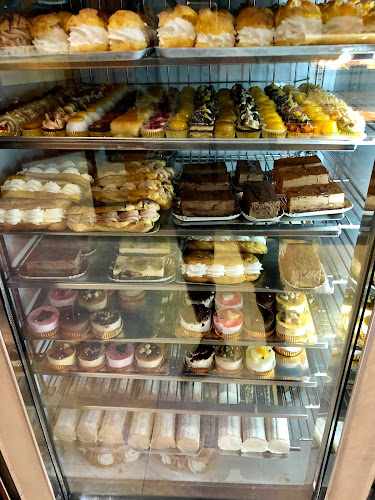 Fotografia tomada fuera de Pastisseria La Font - Pastelería en Cambrils, Tarragona