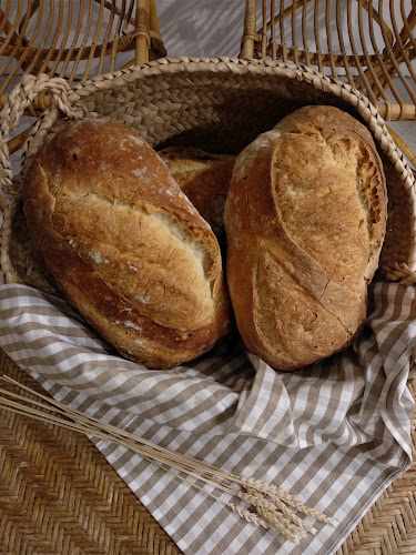 Fotografia tomada fuera de Fleca l'Enfarinada - Panadería en Móra la Nova, Tarragona