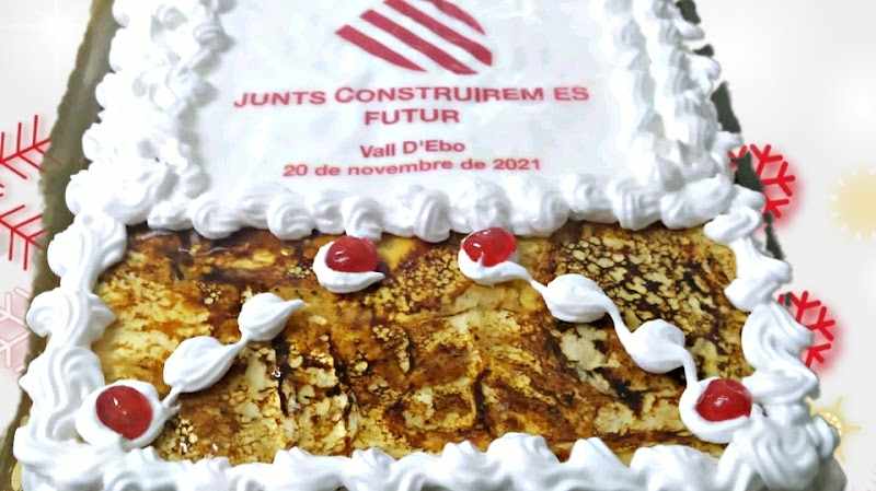 Fotografia tomada fuera de Forn-Pastisseria Vicens - Forn de pa en Castell de Castells, Alicante