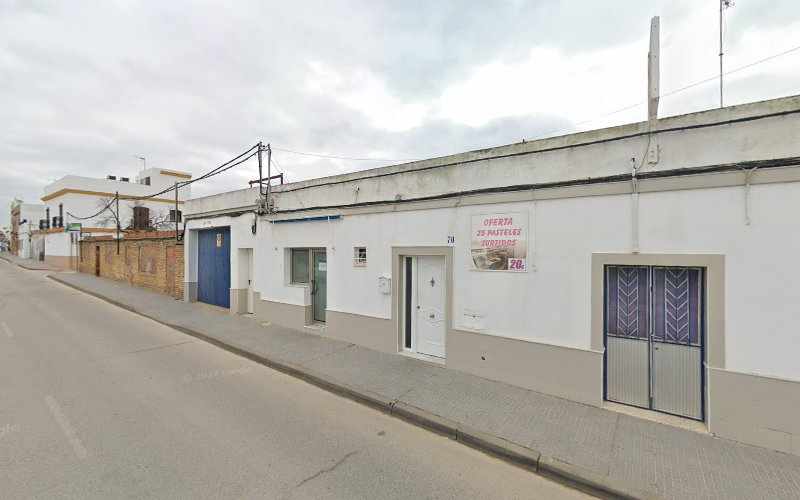 Fotografia tomada fuera de La Artesana - Pastelería en Chiclana de la Frontera, Cádiz